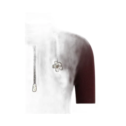 Short-Sleeved Wool Sweater With Pendants