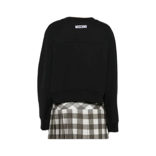 Long-Sleeved Sweatshirt