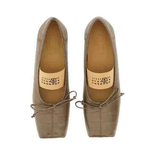 Mm6 Maison Margiela Embossed Square-Toe Flats