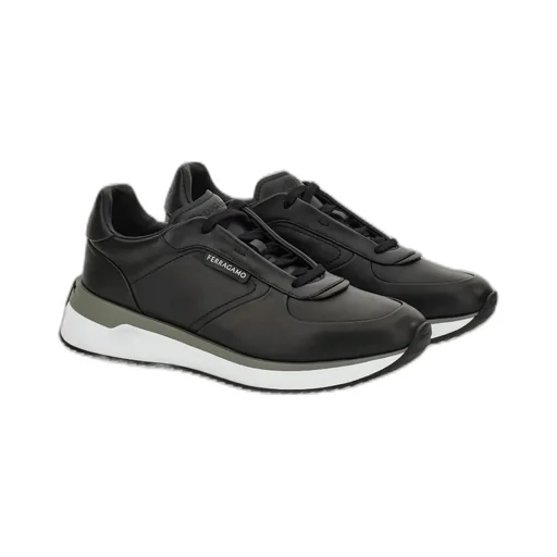 Low Cut Sneaker