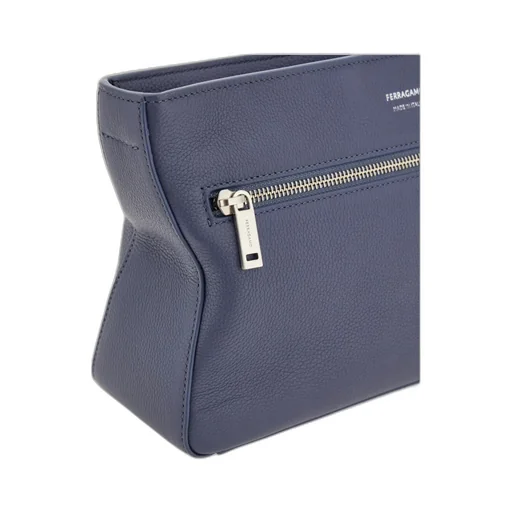 Star-Shaped Pouch