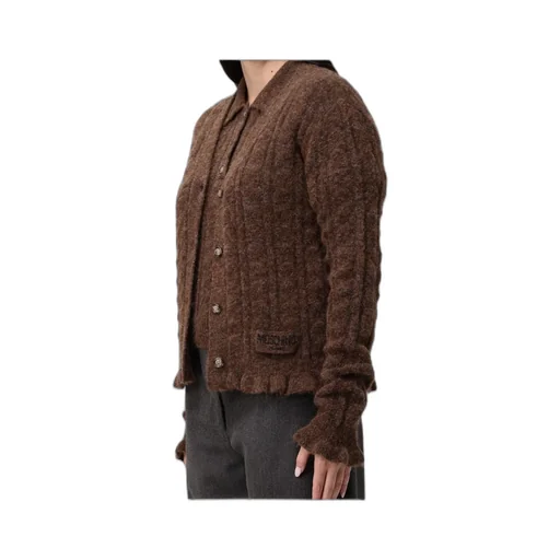 Long-Sleeved Knitwear
