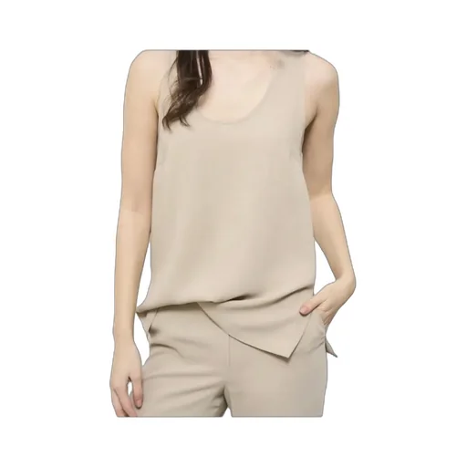 Crew Neck Vest