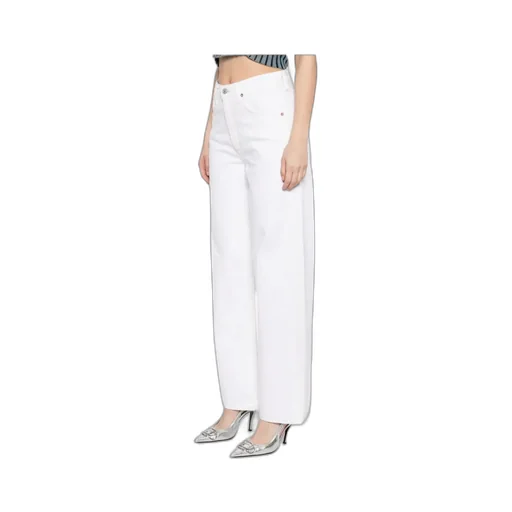 Low Curve Jeans
