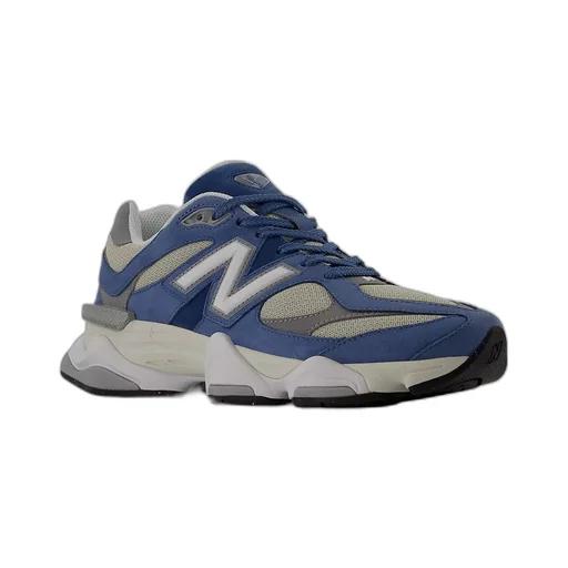 9060 Sneakers
