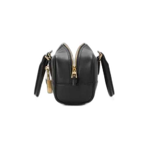 Amazona 23 Padlock-Detail Shoulder Bag