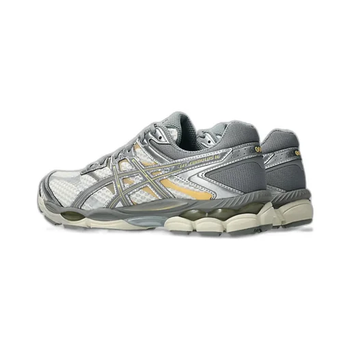Asics Gel-Cumulus 16 Sneakers