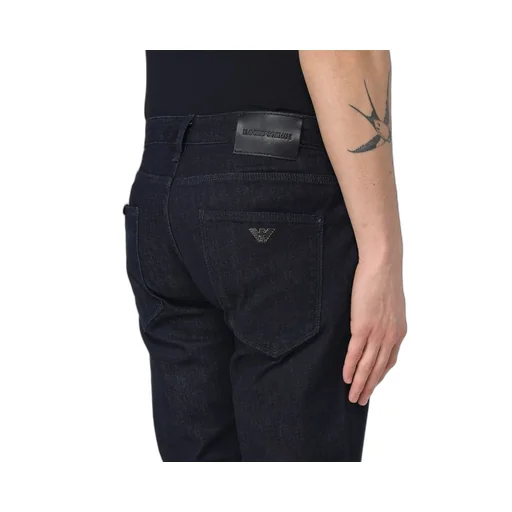 Logo-Plaque Slim-Fit Jeans