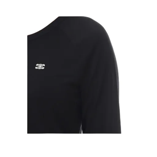 Long-Sleeved T-Shirt