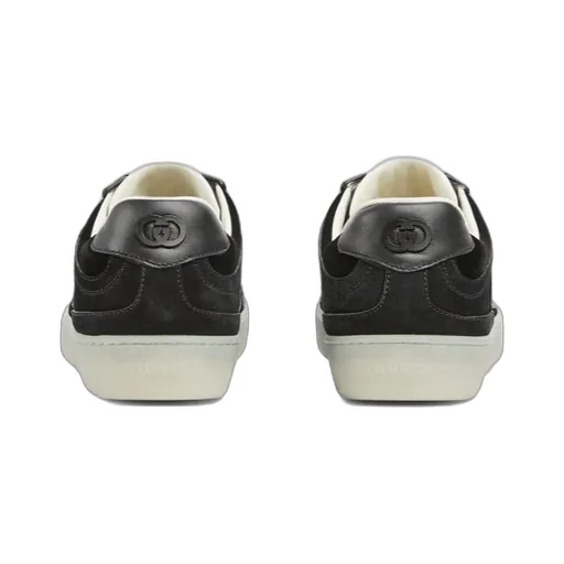 Gucci Logo Patch Low-Top Sneakers