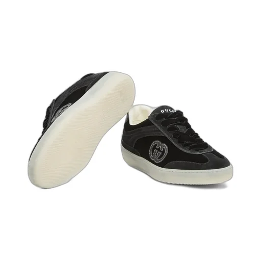Gucci Logo Patch Low-Top Sneakers