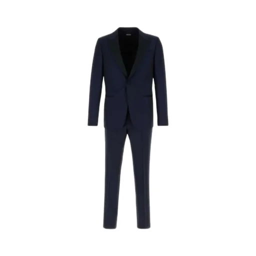 Long-Sleeved Suit