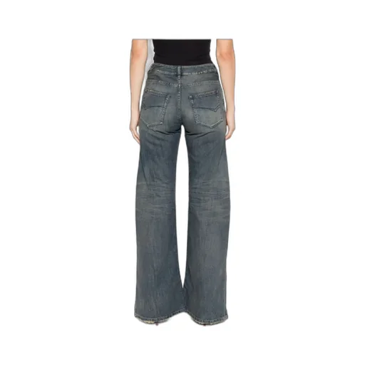 Wide-Leg Jeans