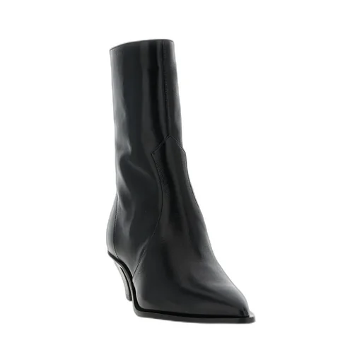 Pointed-Toe Zip Boots