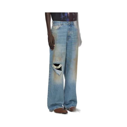 Distressed Baggy Jeans