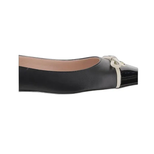 Contrast-Bow Ballet Flats