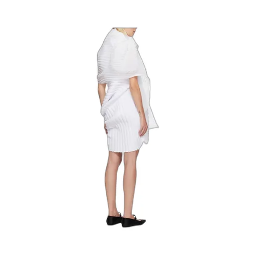 Pleated-Edge Scarf