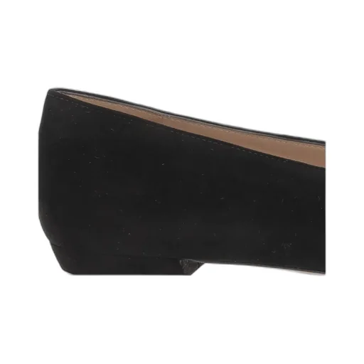 Gianvito Rossi Almond Toe Flats