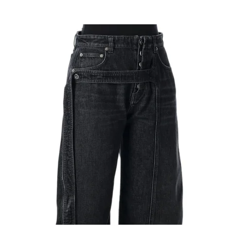 Low-Rise Jeans