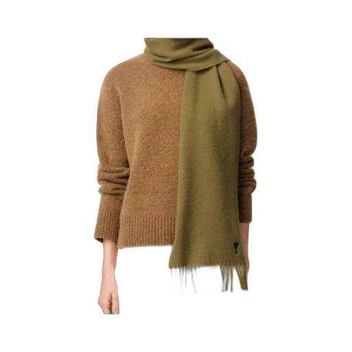 Ami De Coeur Wool Scarf