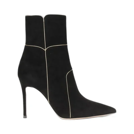 95Mm Pointed-Toe Stiletto Boots