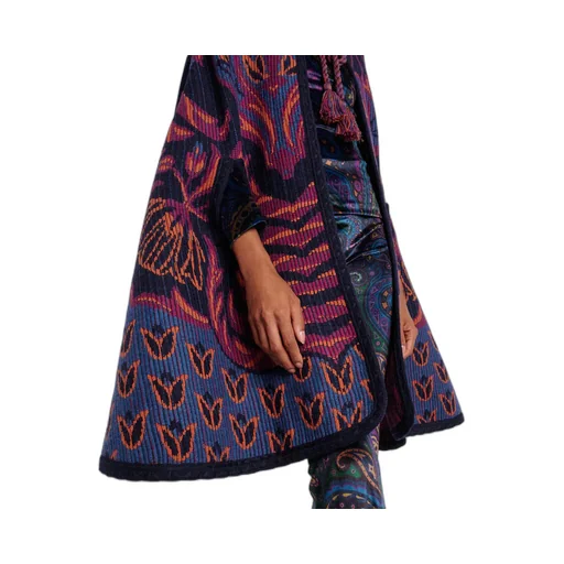 Jacquard Cape