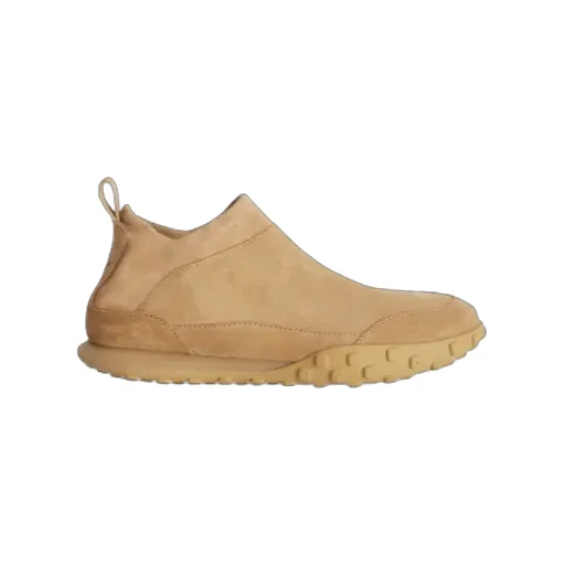 Moon Sneaker