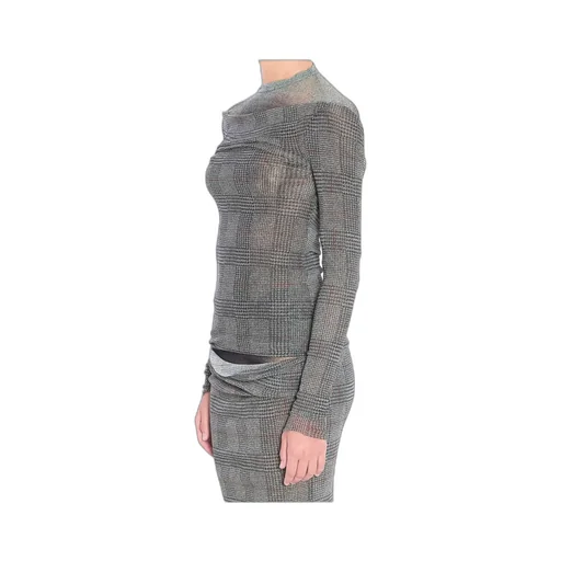 Long-Sleeved Tops