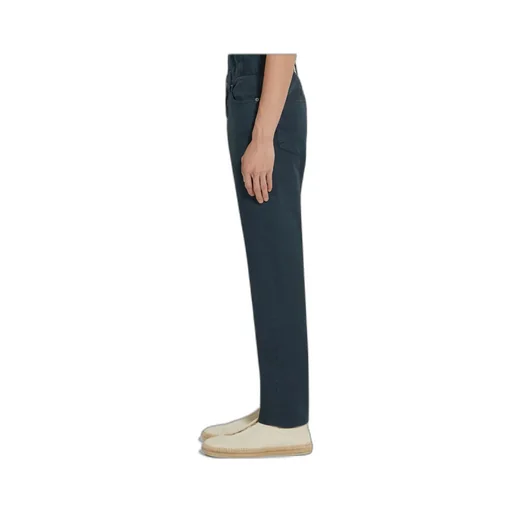 Straight-Leg Jeans