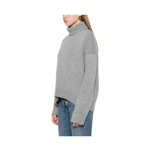 High-Necked Knitted Sweater