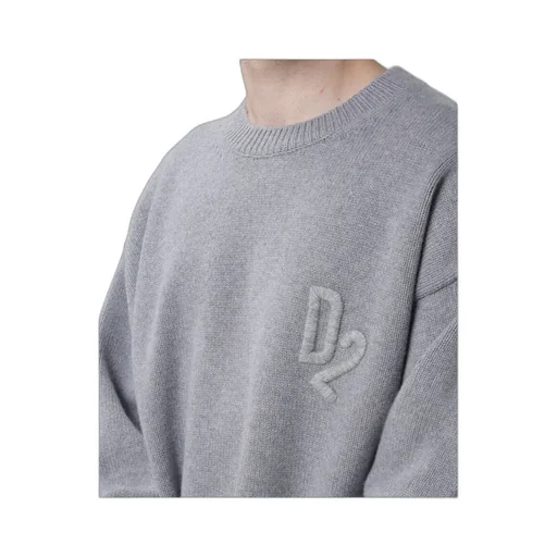 Long-Sleeved Crew Neck Sweater
