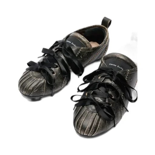 Lace-Up Low-Top Sneakers