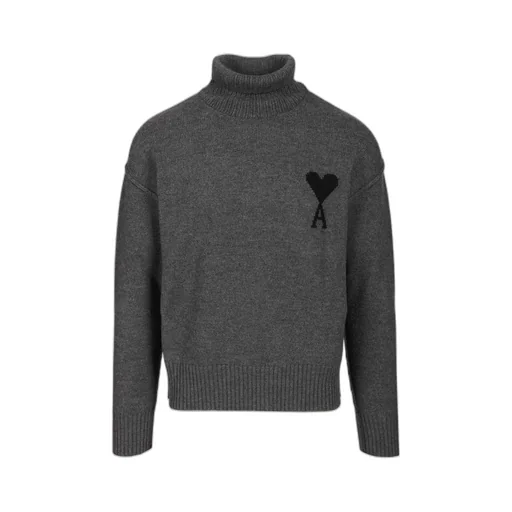 Heart Appliqué Roll-Neck Knitwear
