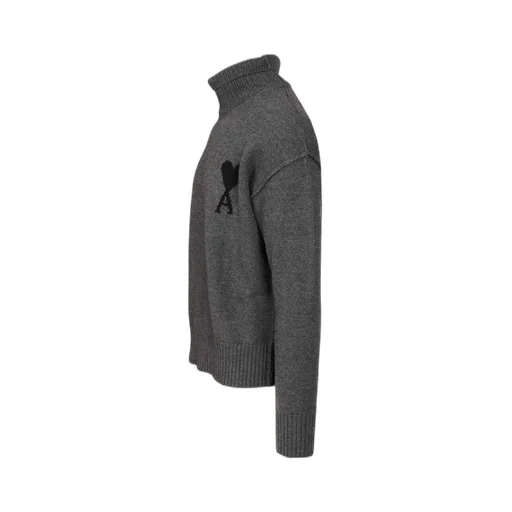 Heart Appliqué Roll-Neck Knitwear