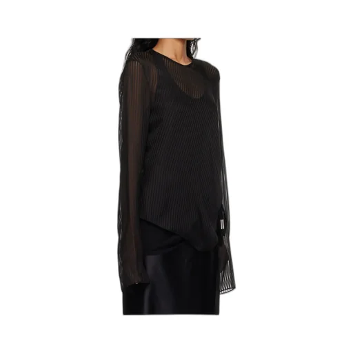 Benonia Long Sleeve T-Shirt