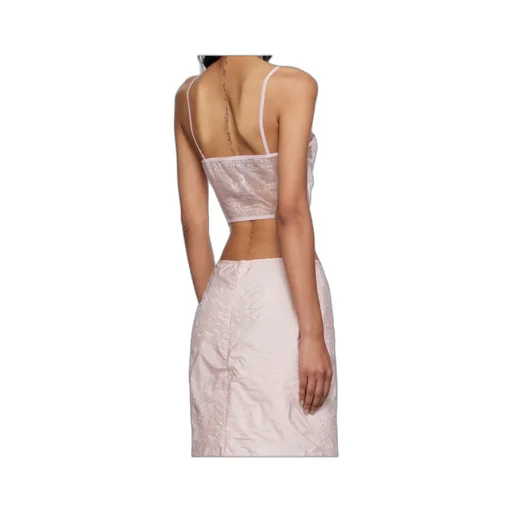 Sleeveless Tops