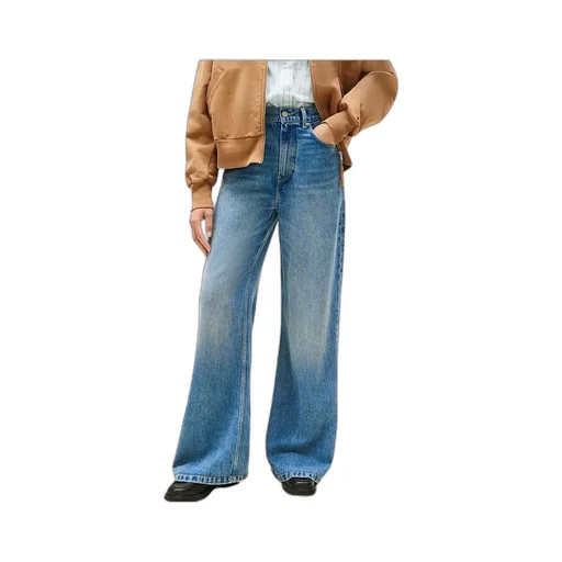 Wide-Leg Jeans