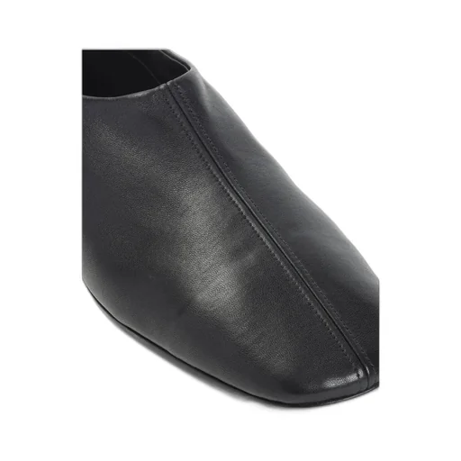 Square Toe Casual Shoes