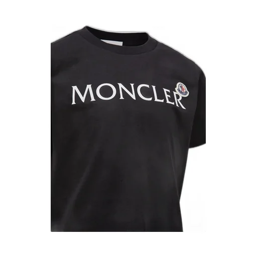 Short-Sleeved T-Shirt