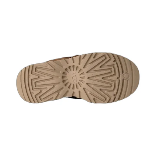 Ugg Astromel Logo Debossed Lace-Up Sneakers