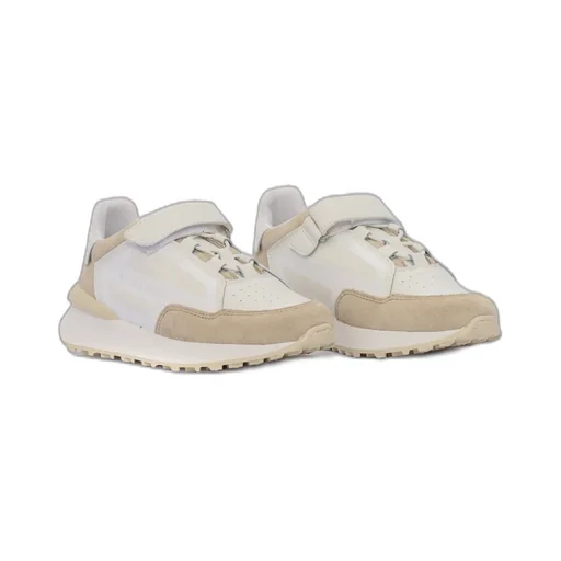 Logo Sneakers