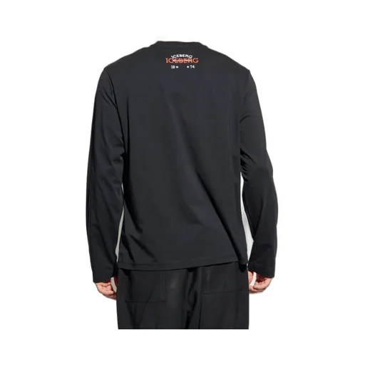 Long-Sleeved T-Shirt