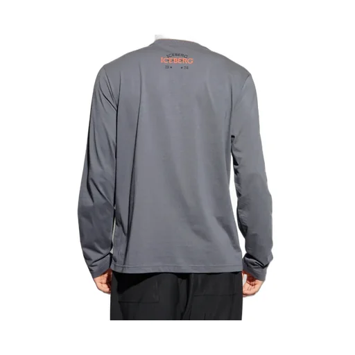Long-Sleeved T-Shirt