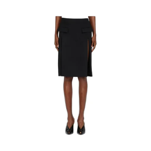Pocket-Detail Skirt