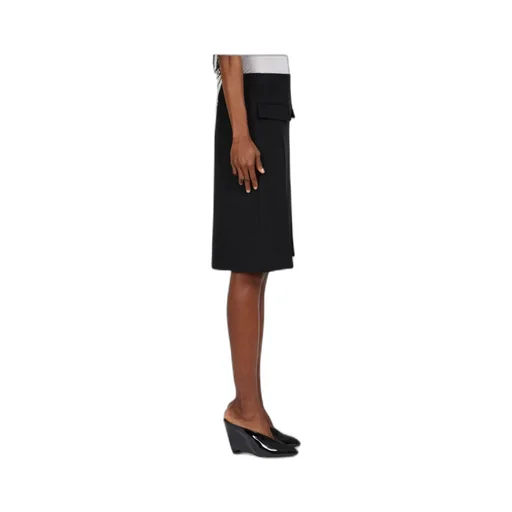Pocket-Detail Skirt