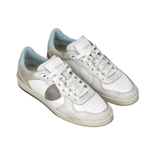 Lace-Up Low-Top Casual Shoes