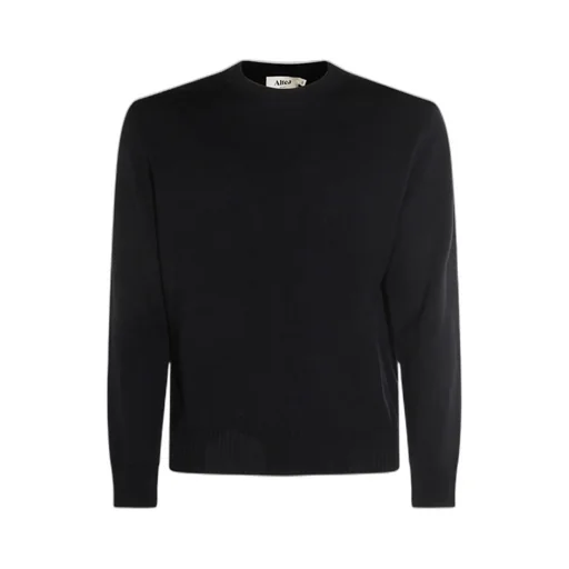 Crew Neck Long-Sleeved Sweater