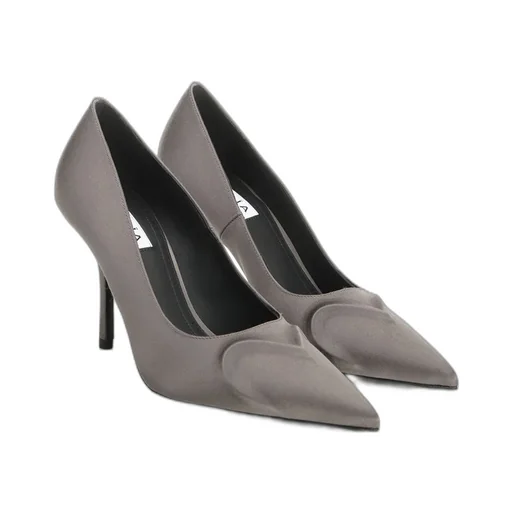 AlaÏA Le Coeur 3D Pumps