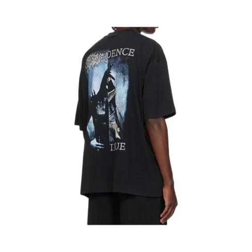 Graphic-Print T-Shirt