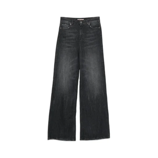 Wide-Leg Jeans